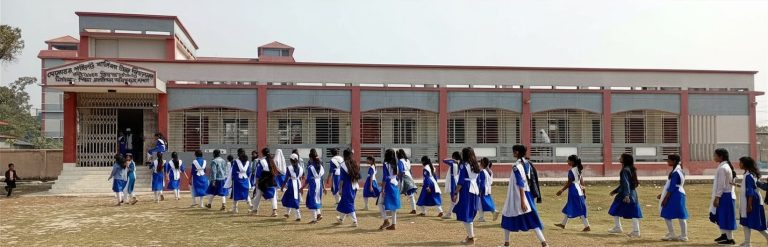 পাবনা জেলার শিক্ষা ও প্রযুক্তি: আধুনিক উন্নয়নের পথে এক সম্ভাবনাময় অগ্রযাত্রা 