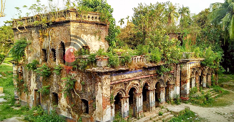 পাবনার প্রাচীন জমিদার বাড়িগুলোর ইতিহাস: হারিয়ে যাওয়া ঐতিহ্যের নীরব সাক্ষী