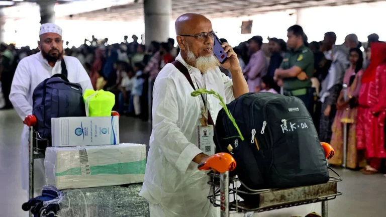 পবিত্র হজ পালন শেষে দেশে ফিরেছেন ৫৮ হাজারের বেশি হাজি, ফিরতি ফ্লাইট চলবে আরও কিছুদিন