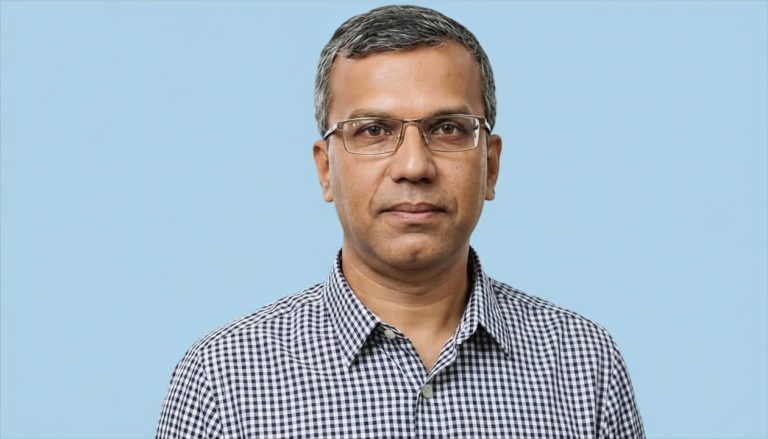 বাংলাদেশ ব্যাংকের নতুন মুদ্রানীতি ঘোষণা: সংকোচনমূলক অবস্থান অব্যাহত, ইসলামী ব্যাংক নিয়ে গুঞ্জন না ছড়ানোর আহ্বান গভর্নরের
