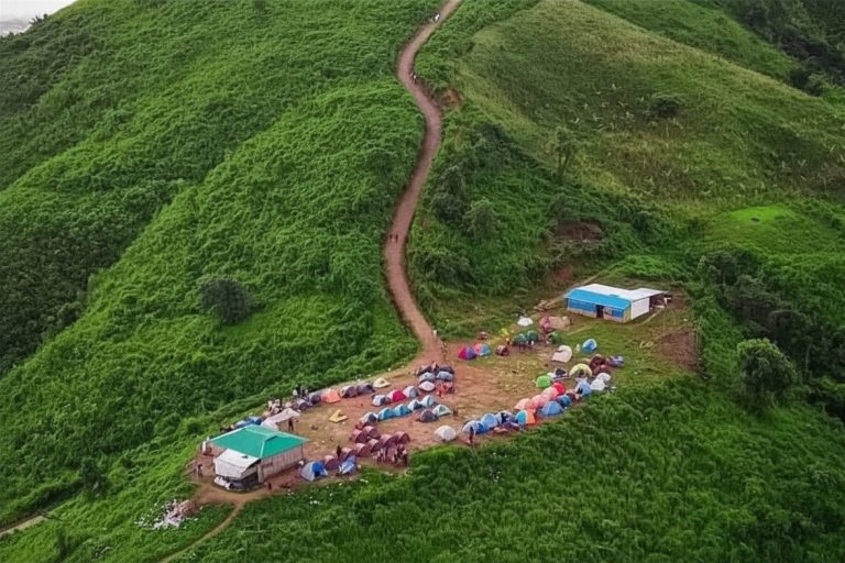 মারায়ান তং ট্র্যাকিং গাইড: মেঘের রাজ্য আর তারার মেলার রোমাঞ্চকর অভিজ্ঞতা