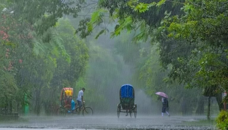 চার বিভাগে অতি ভারী বৃষ্টির রেড অ্যালার্ট: পাহাড়ধস ও আকস্মিক বন্যার ঝুঁকিতে বাংলাদেশ