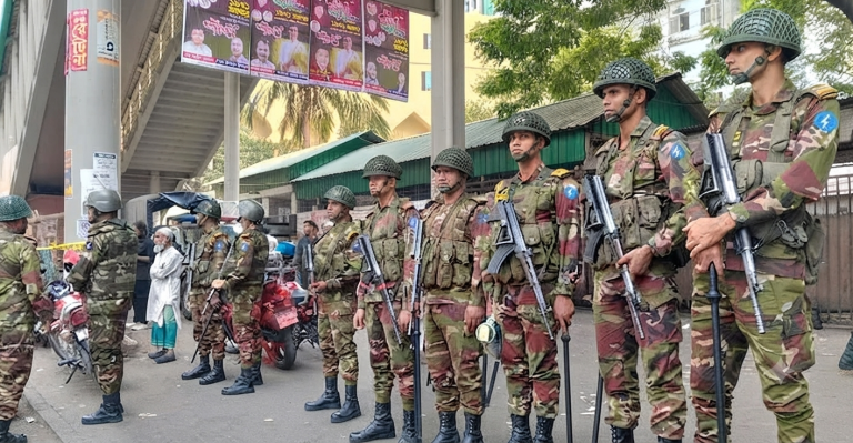 আইনশৃঙ্খলা পরিস্থিতি জোরদার ও নিরাপত্তার কড়াকড়ির মধ্যেই অপরাধপ্রবণতায় বিশ্বে ৫৯তম অবস্থানে ঢাকা: সরকারের কঠোর বার্তা 